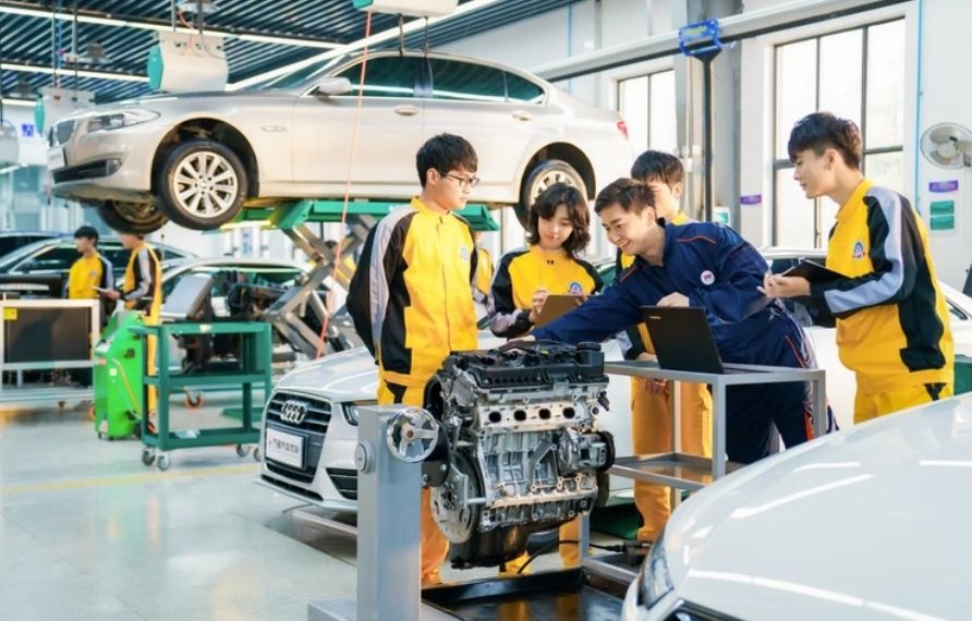 合肥高科经济技工学校新能源汽车检测与维修专业